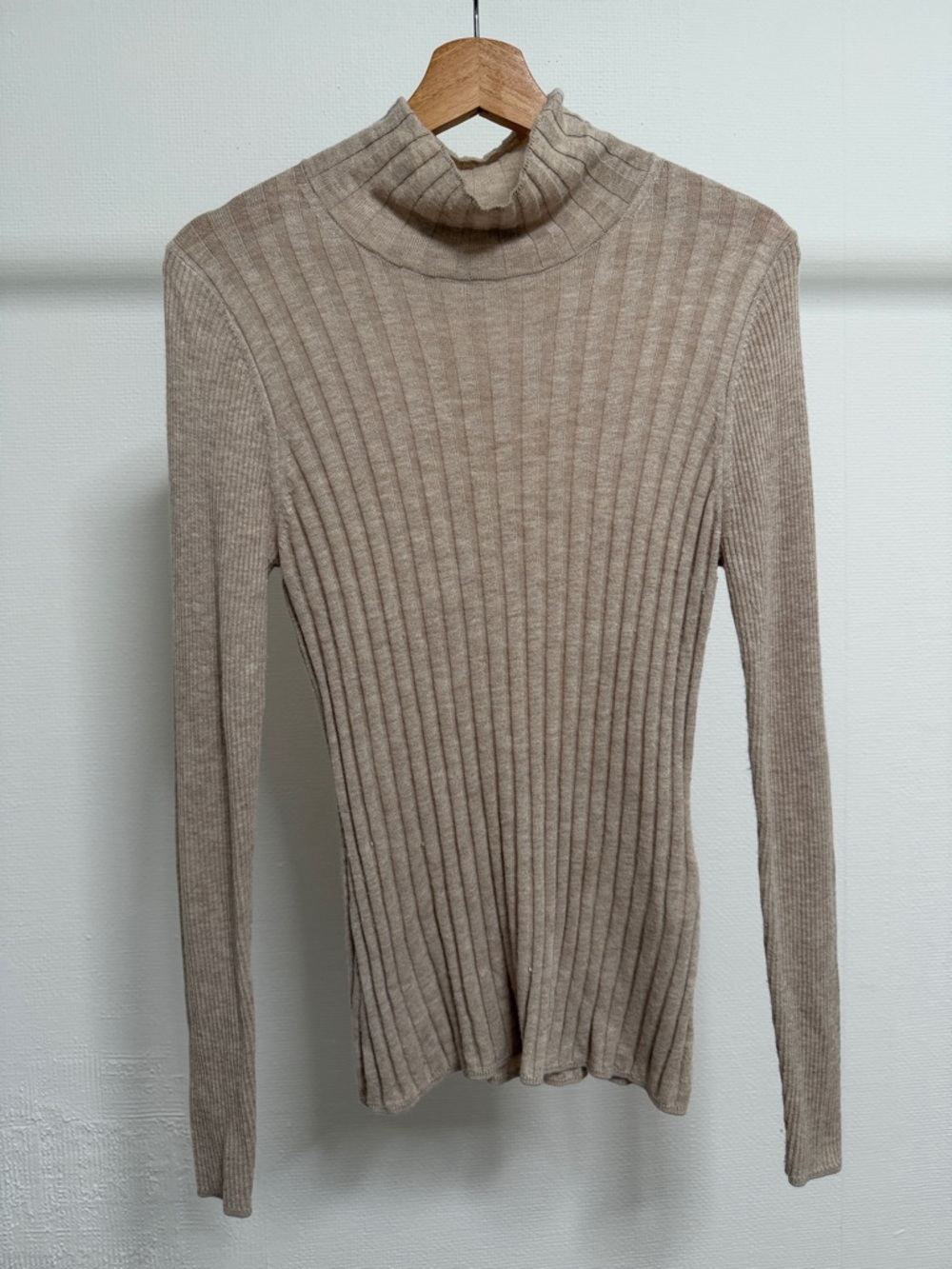 White House Black Market Ribbed Turtleneck Sweater